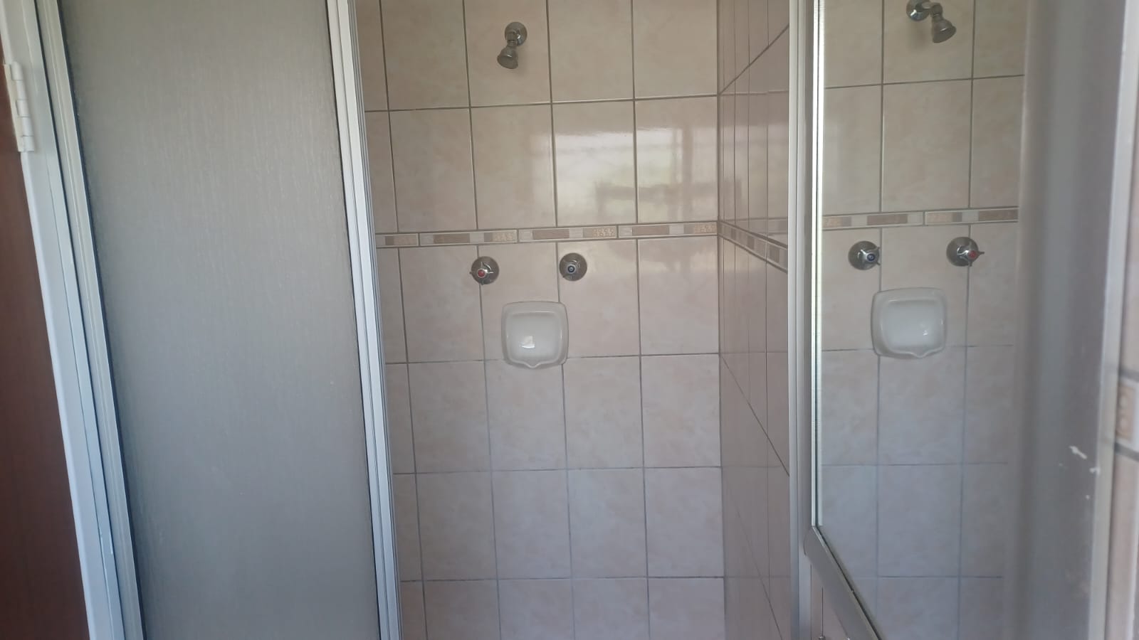 4 Bedroom Property for Sale in Oakglen Western Cape